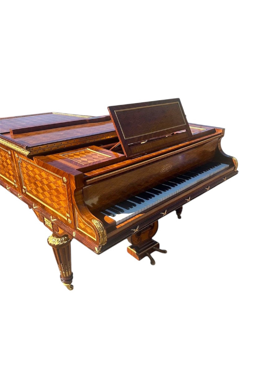 Napoleon III Semi-grand Piano, In Satinwood Parquetry With Gilt Bronze Mounts, By Erard-photo-1