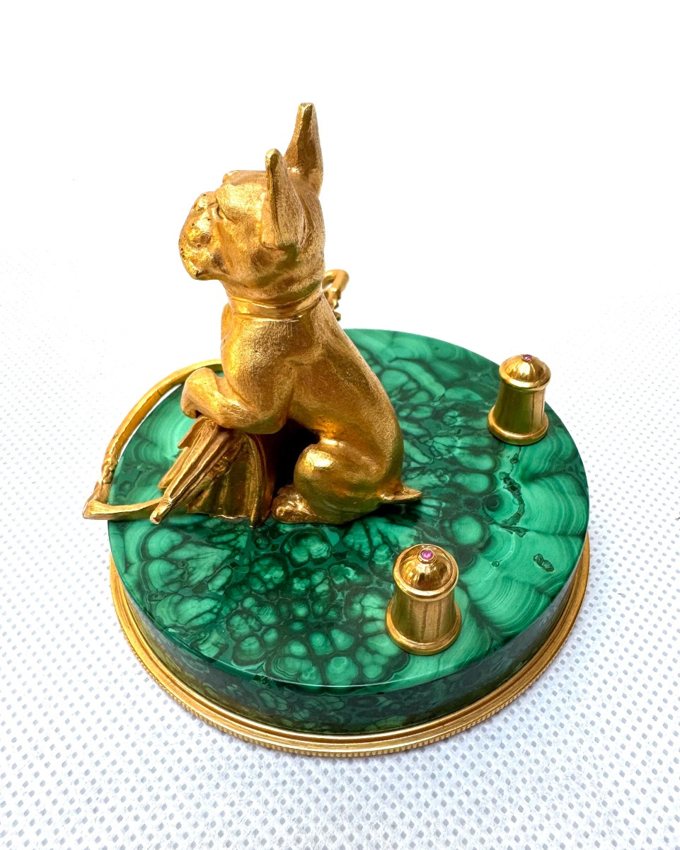 Russia 19th Century, Business Card Holder Representing A Dog In Gilt-bronze On A Malachite Base-photo-2