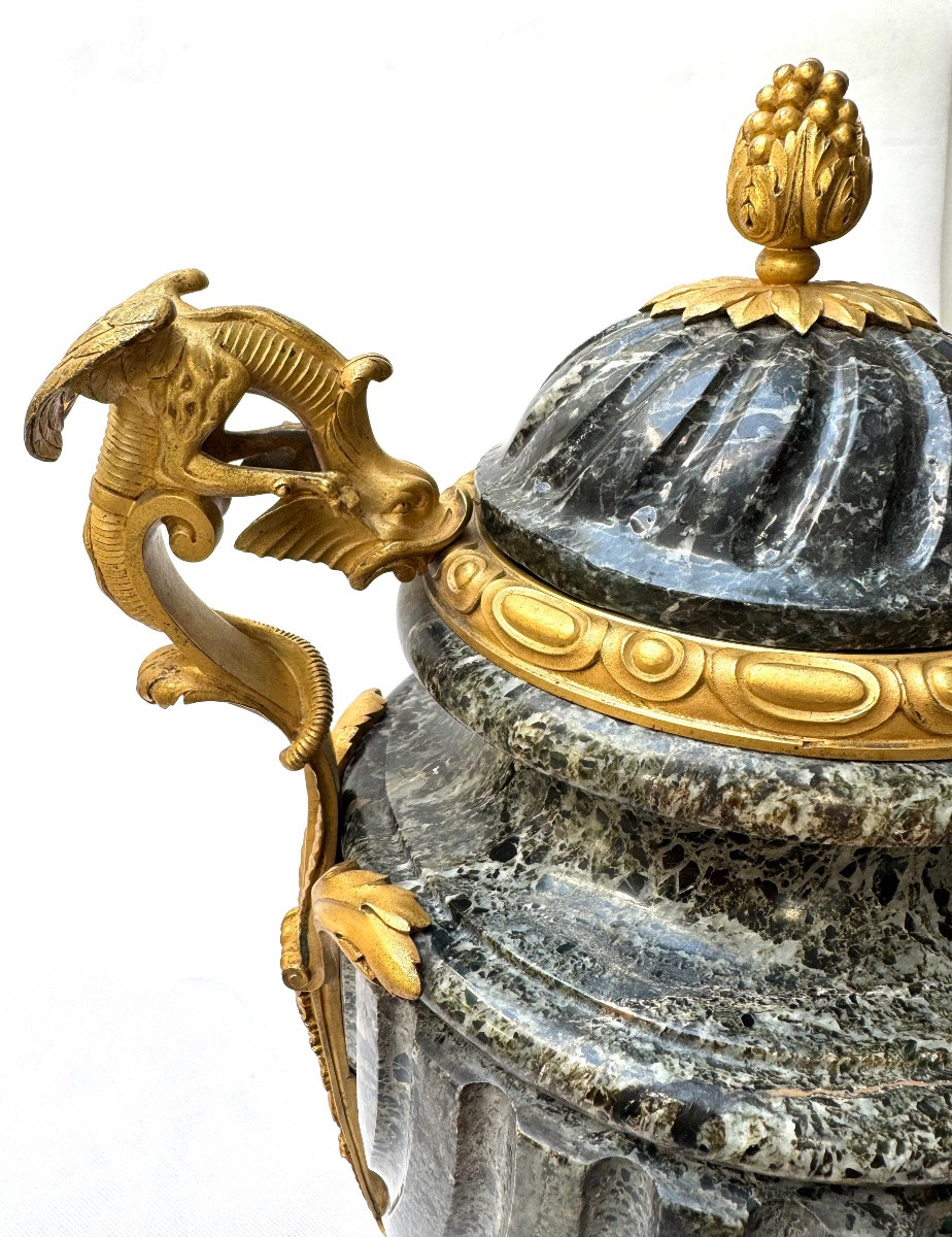 Paul Sormani, Grand vase 19eme en marbre et bronze doré aux dragons-photo-2