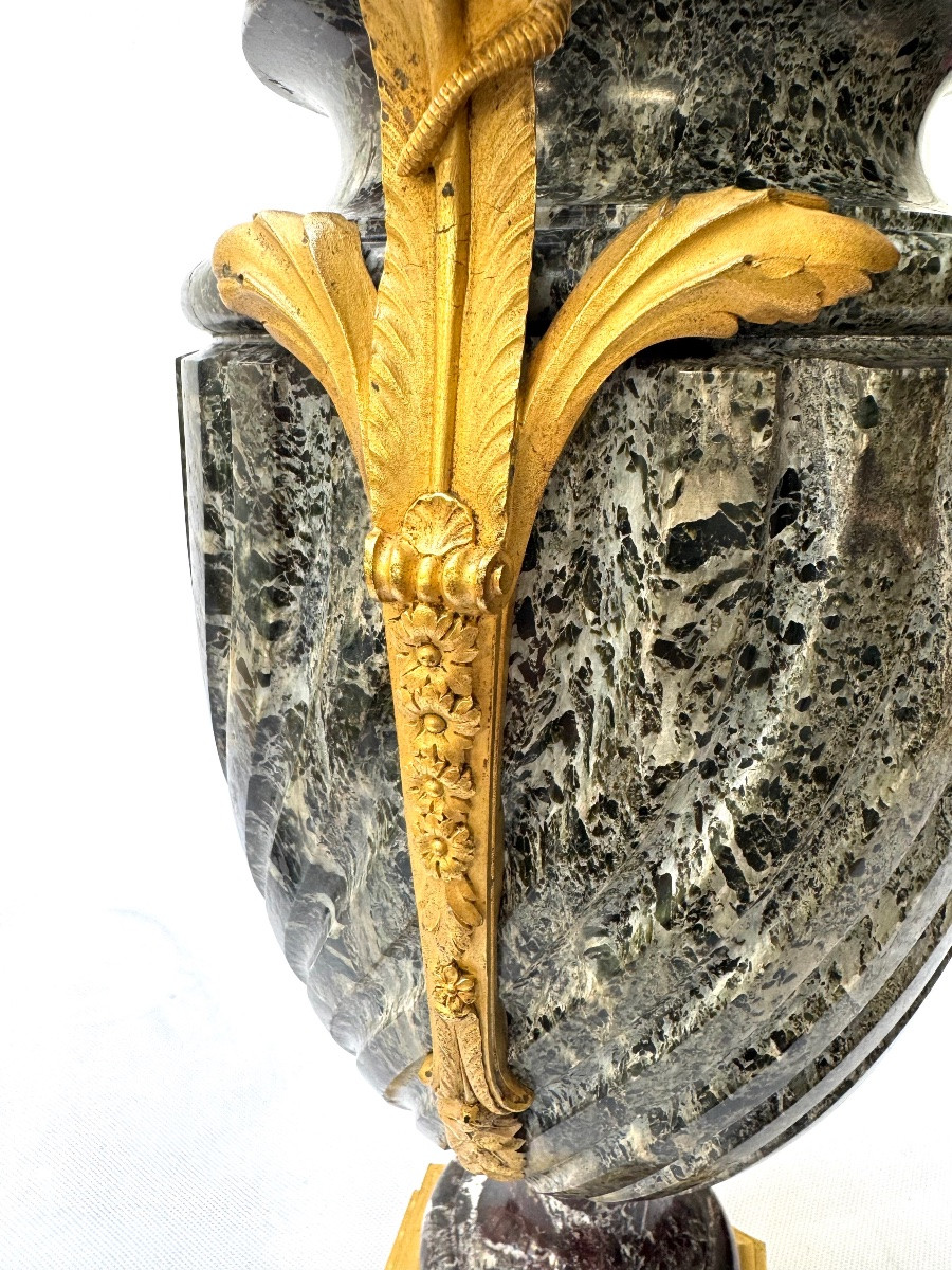 Paul Sormani, Grand vase 19eme en marbre et bronze doré aux dragons-photo-6