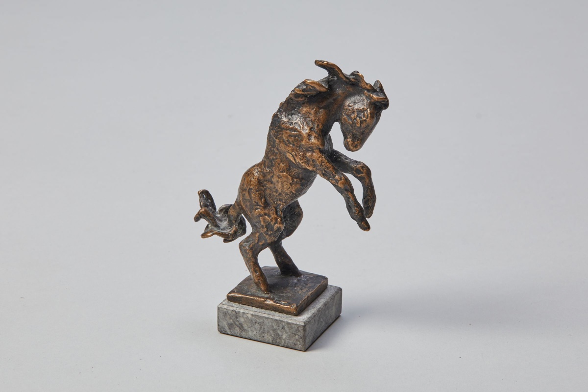Renée Sintenis (1888 – 1965) Sculpture en bronze “Poney Cabré”