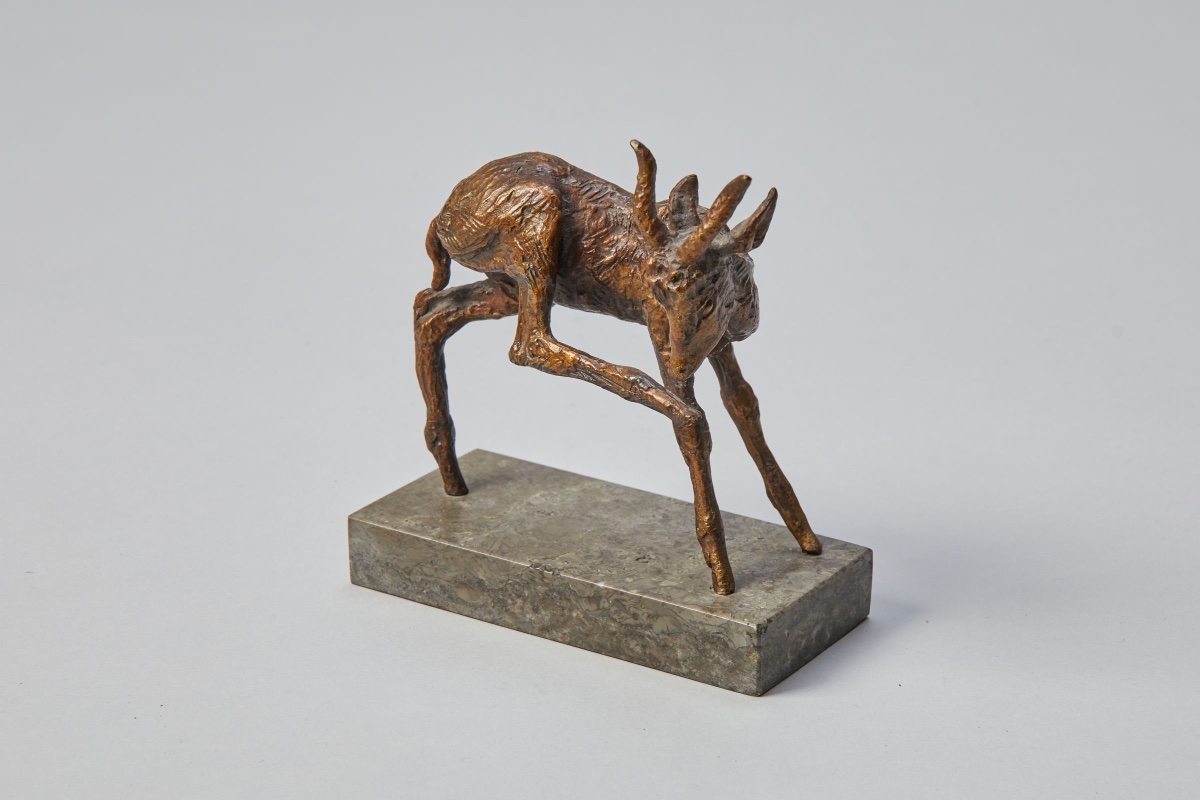Renée Sintenis (1888 - 1965) Bronze Sculpture “antelope Licking Its Right Foot”-photo-4