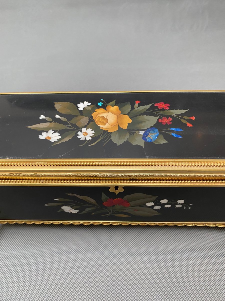 French 19th Century Gilt Bronze And Pietre Dure Mounted Box Attributed To Tahan-photo-2