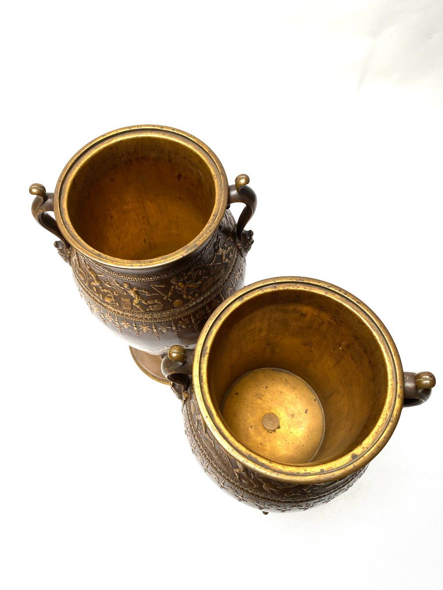 Ferdinand Levillain, Pair Of Patinated And Parcel-gilded Bronze Vases In The Antiquity Style-photo-1