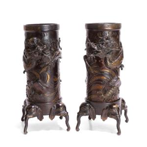 Pair Of Bronze Vases With Dragons And Turtles, Japan Meiji Period (1868-1912). 