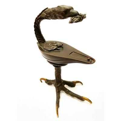 19th Century Oil Lamp In Bronze On Base In The Shape Of An Eagle's Paw Foot