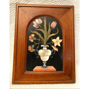 Florence 17th Century, Pretty Bouquet In Marquetry Of Hard Stones And Mother Of Pearl