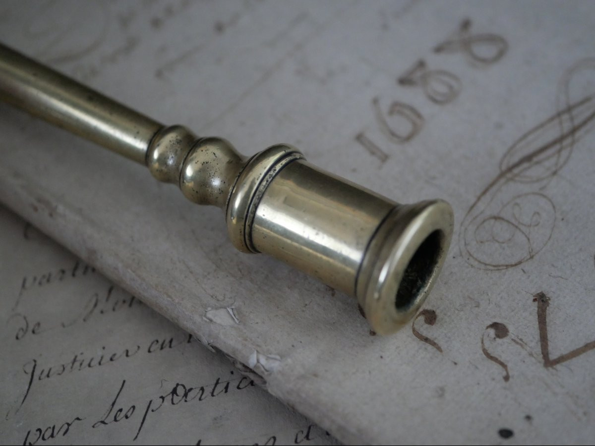 Renaissance Bronze Candlestick – Henry II Period (16th Century)-photo-4