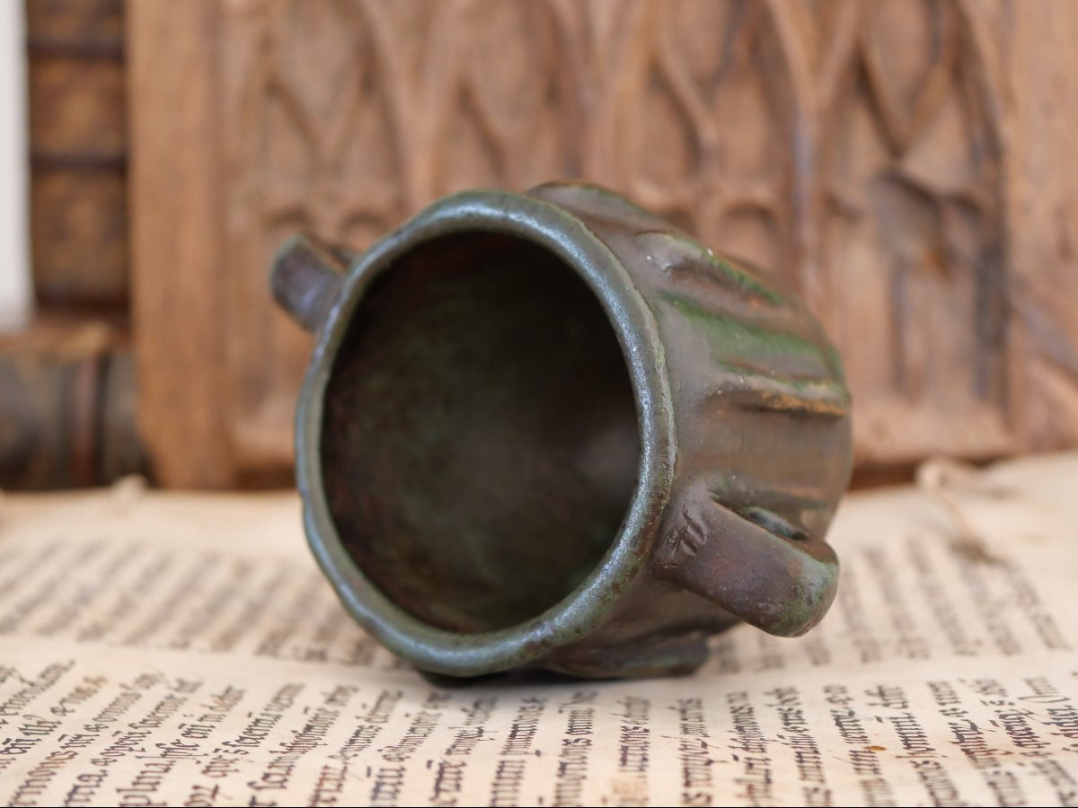 Mortier médiéval espagnol en bronze à ailettes – XIIIe-XIVe siècle, héritage d’Al-Andalus-photo-5