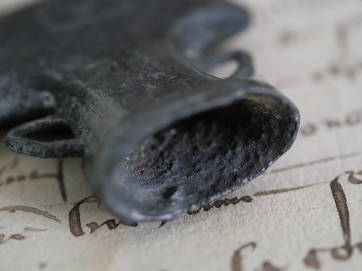 Medieval Pilgrim's Ampoule Made Of Tin Alloy – England – 14th/15th Century-photo-1