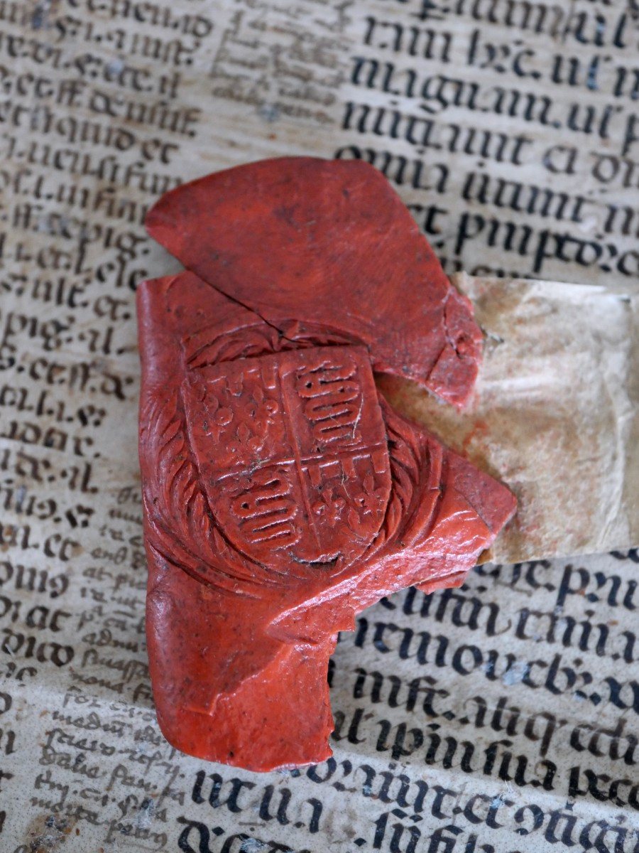 Grand sceau médiéval en cire rouge de Charles d’Orléans, comte d’Angoulême (XVe siècle)-photo-4