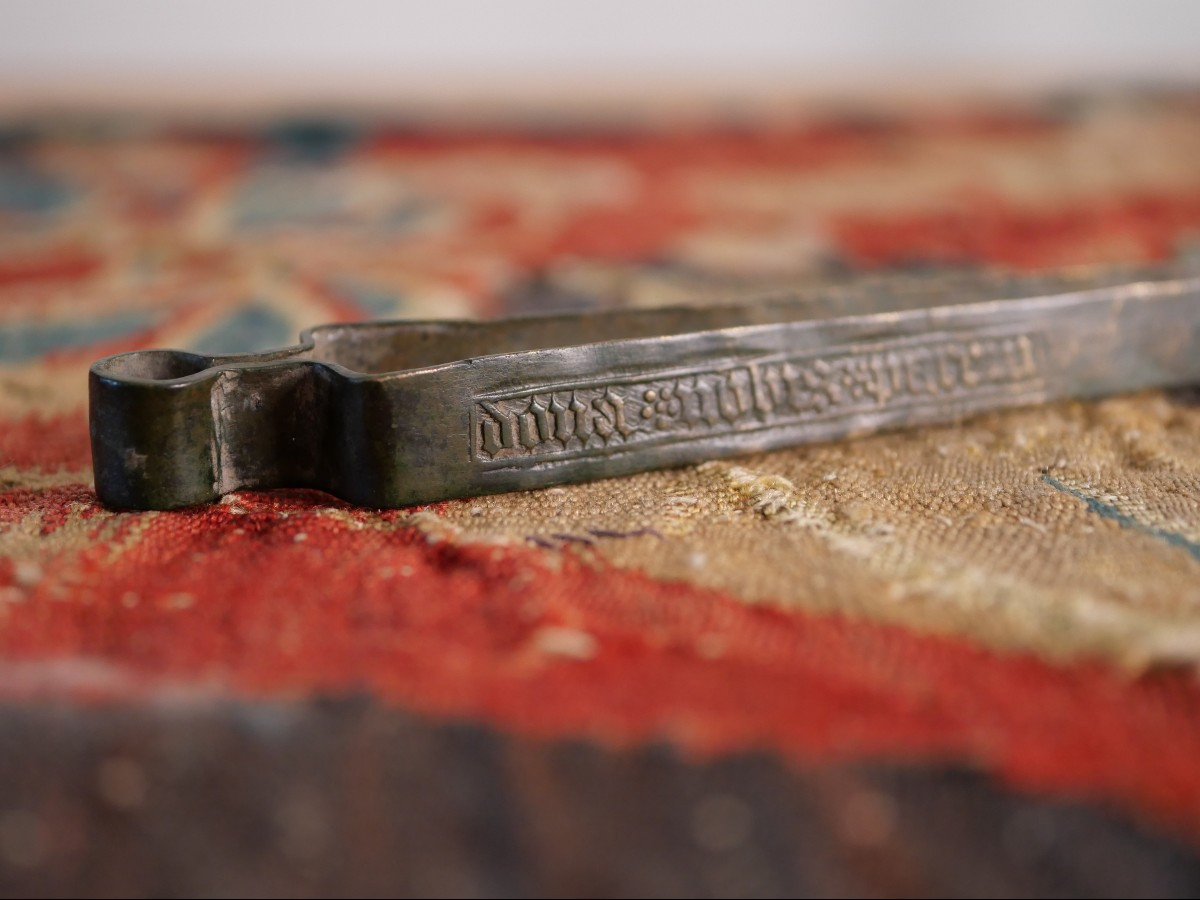 Gothic Bronze Tongs - 15th Century - Inscription "dona Nobis Pacem", Medieval Object