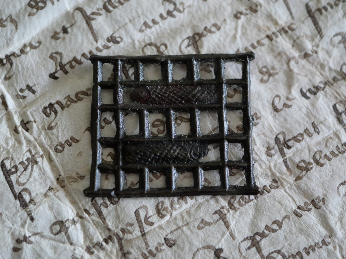 Medieval Pewter Dinette - Fish Grill - 15th Century, Gothic, Haute Epoque, Toy