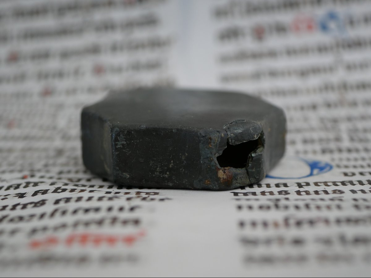 Medieval Bronze Sword Pommel - 13th Century, Octagonal Shape, Beautiful Green Patina-photo-4