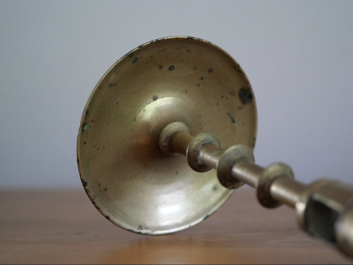 Bougeoir gothique flamand bronze – Fin du XVe siècle – Époque médiévale Moyen Age Haute époque-photo-1