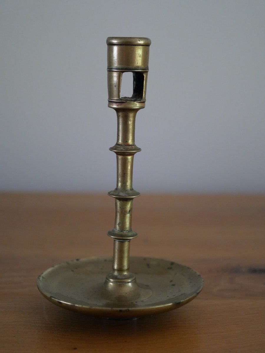 Bougeoir gothique flamand bronze – Fin du XVe siècle – Époque médiévale Moyen Age Haute époque-photo-5