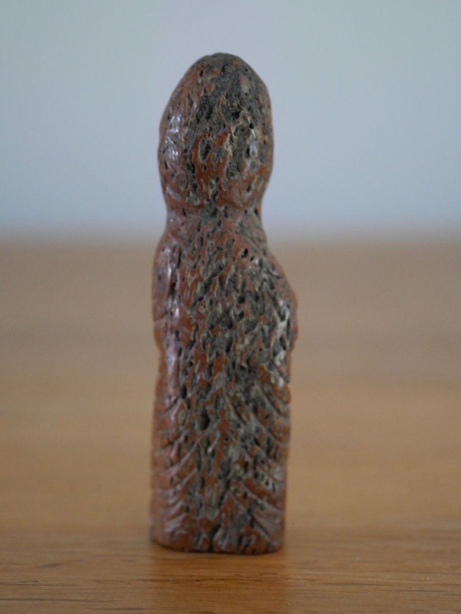 Statuette médiévale représentant une sainte à la croix – Manche de couteau, XIVe-XVe siècle-photo-4