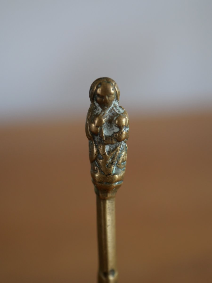 Medieval Bronze Spoon Known As An “apostle Spoon” – Flanders, Late 15th Century – Virgin And Child -photo-2
