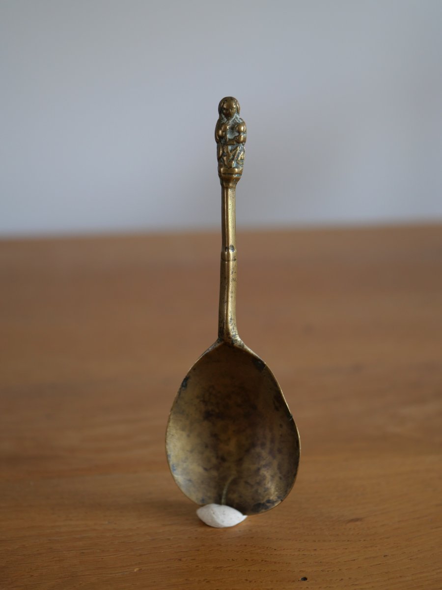 Medieval Bronze Spoon Known As An “apostle Spoon” – Flanders, Late 15th Century – Virgin And Child 