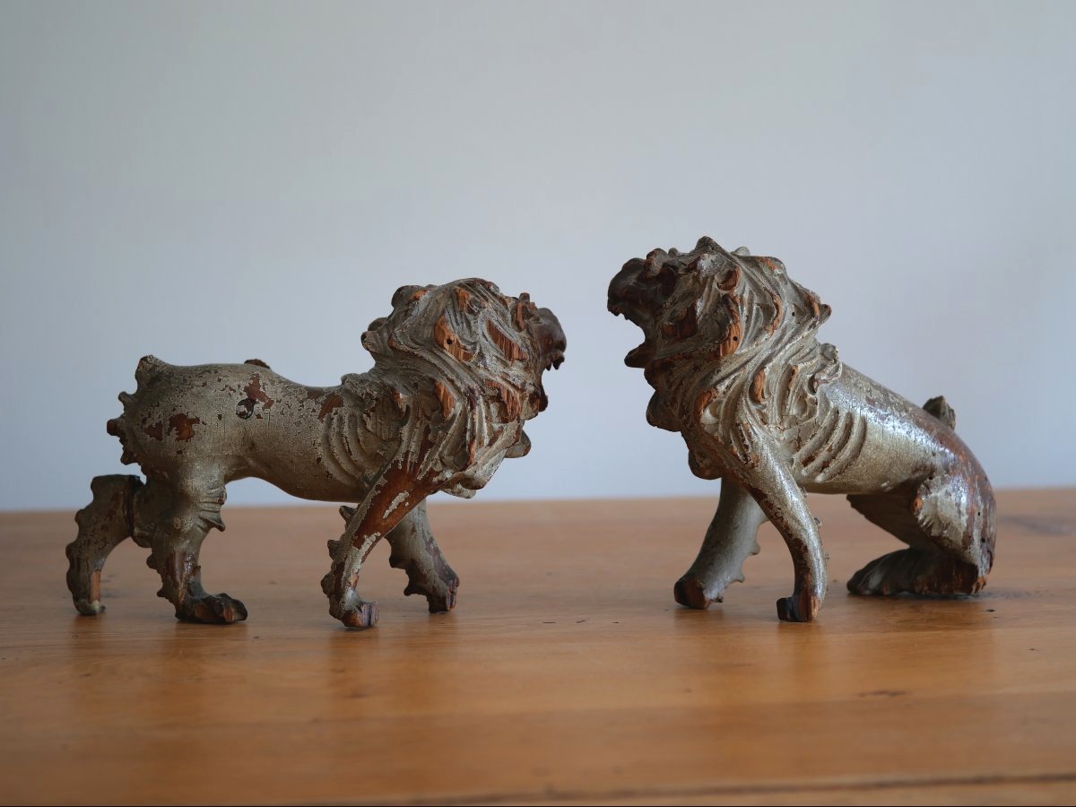 Paire de lions rugissants en bois sculpté – Ateliers italiens, seconde moitié du XVIe siècle -photo-3