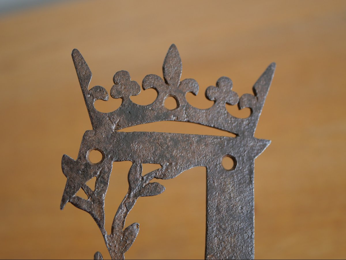 Royal Window Latch With A Crowned "f" – Francis I – Château De Chambord – Circa 1500–1515 – 16th Century-photo-2