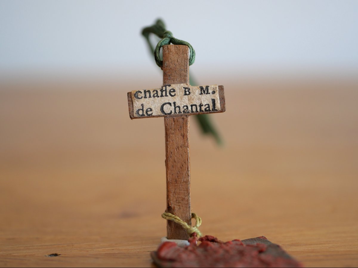 Relique Sainte Jeanne de Chantal – Croix en bois de sa châsse – XVIIIe , Annecy, reliquaire-photo-2