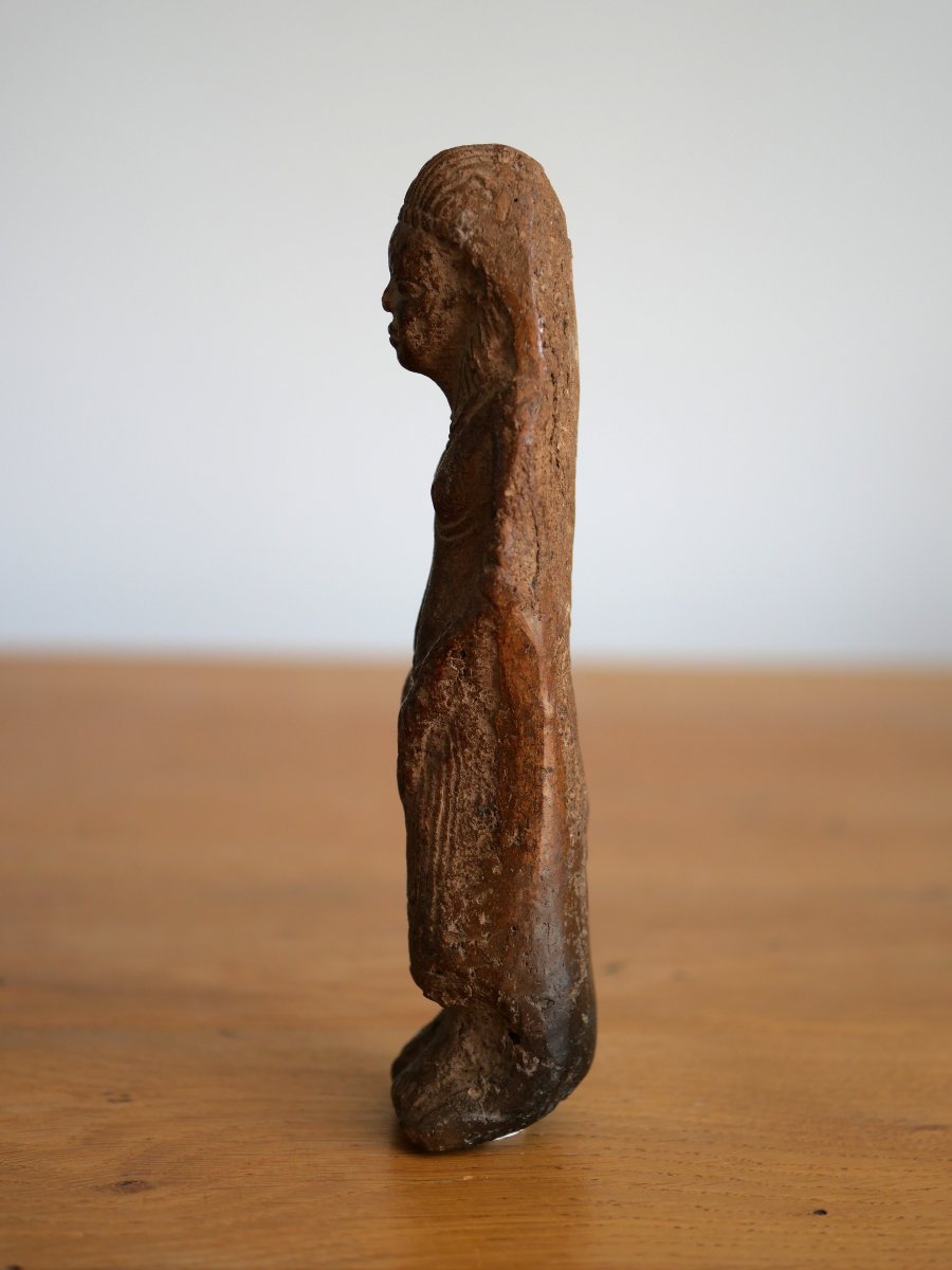 Egyptian Ushabti From The Roman Period, Female Figure In Terracotta, 1st Century A.d. -photo-1