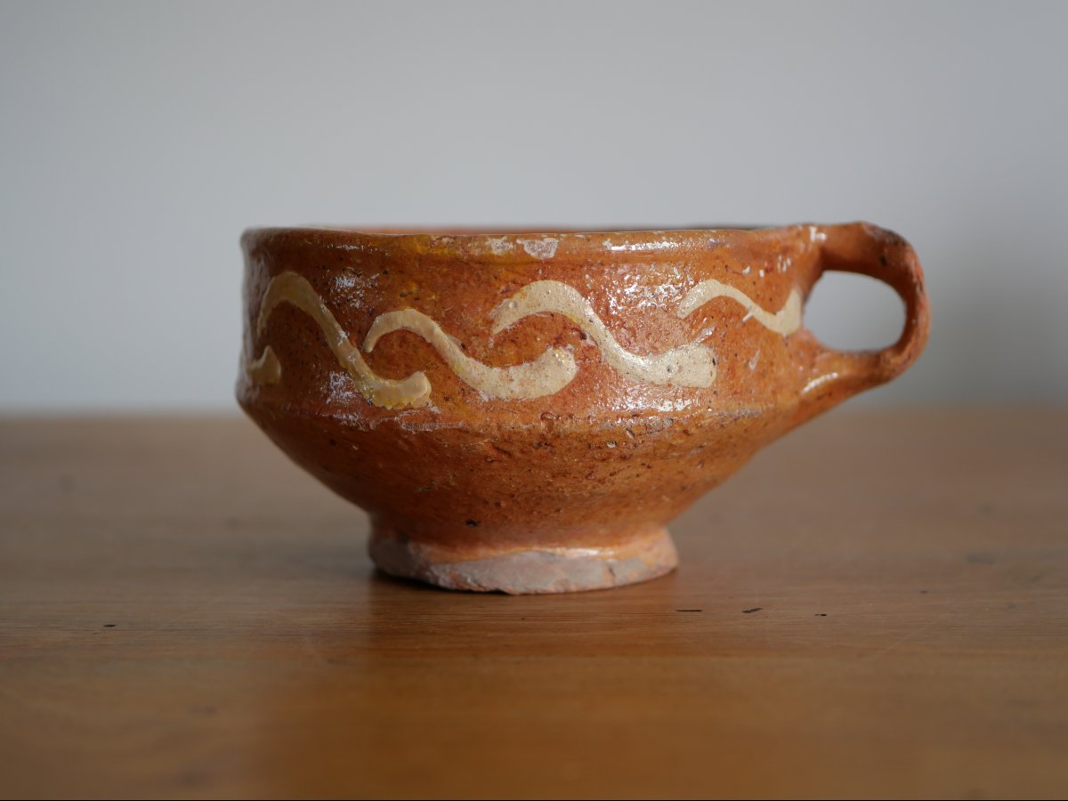 Tasse en céramique hollandaise à décor de vagues, milieu XVIIe siècle, Flandres, Haute époque-photo-3