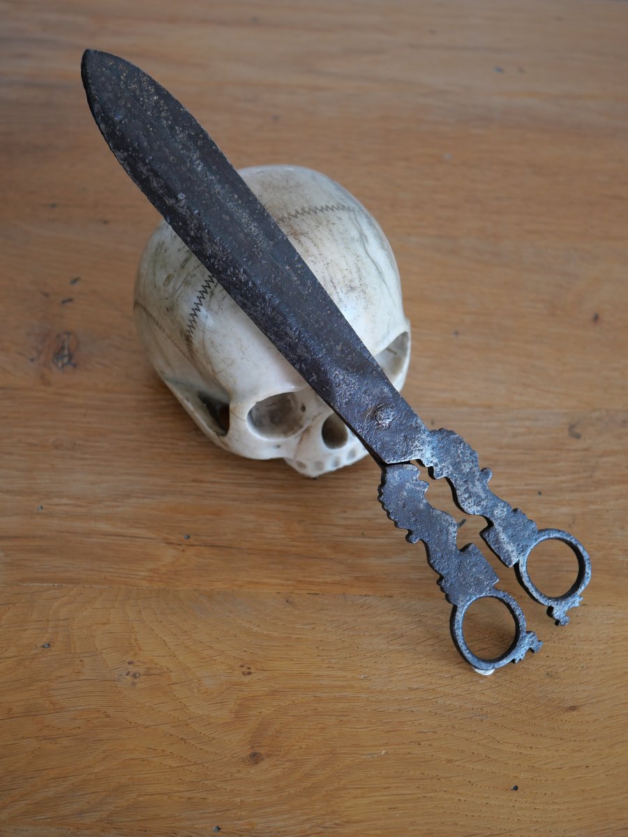 Pair Of Iron Parchment Scissors — Spain, Toledo, Late 16th / Early 17th Century, High Period-photo-2