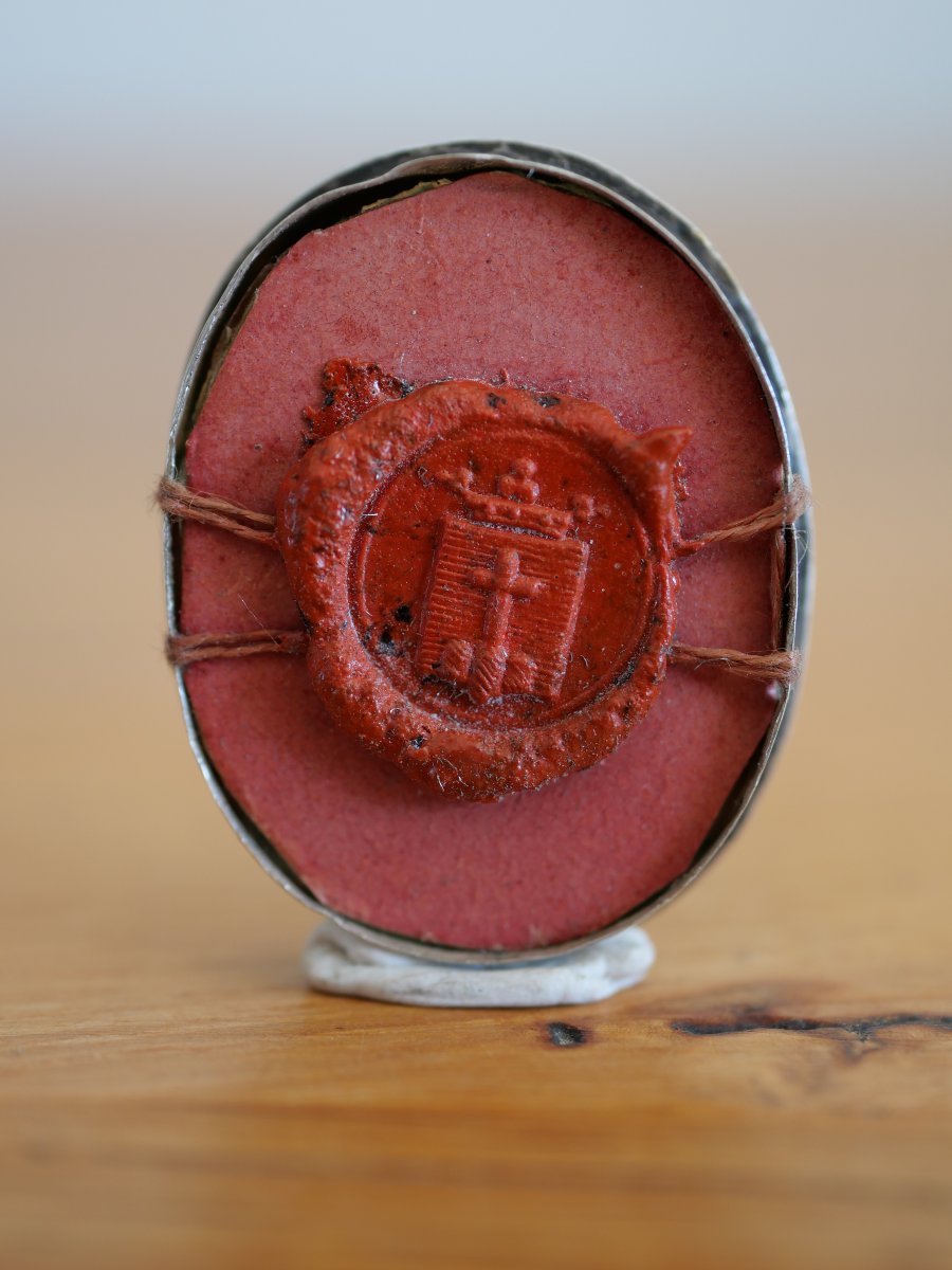 Reliquaire ovale en argent massif — XVIIIe siècle — Relique de saint André Avellin (1521-1608)-photo-3