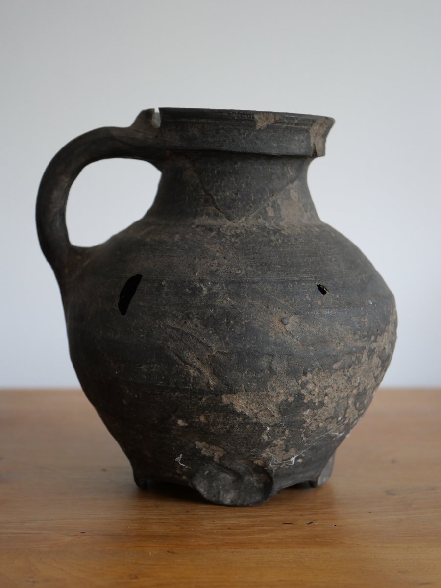Medieval Globular Jug Made Of Gray Clay With Pinched Feet — Zeeland — 14th Century, Gothic-photo-3