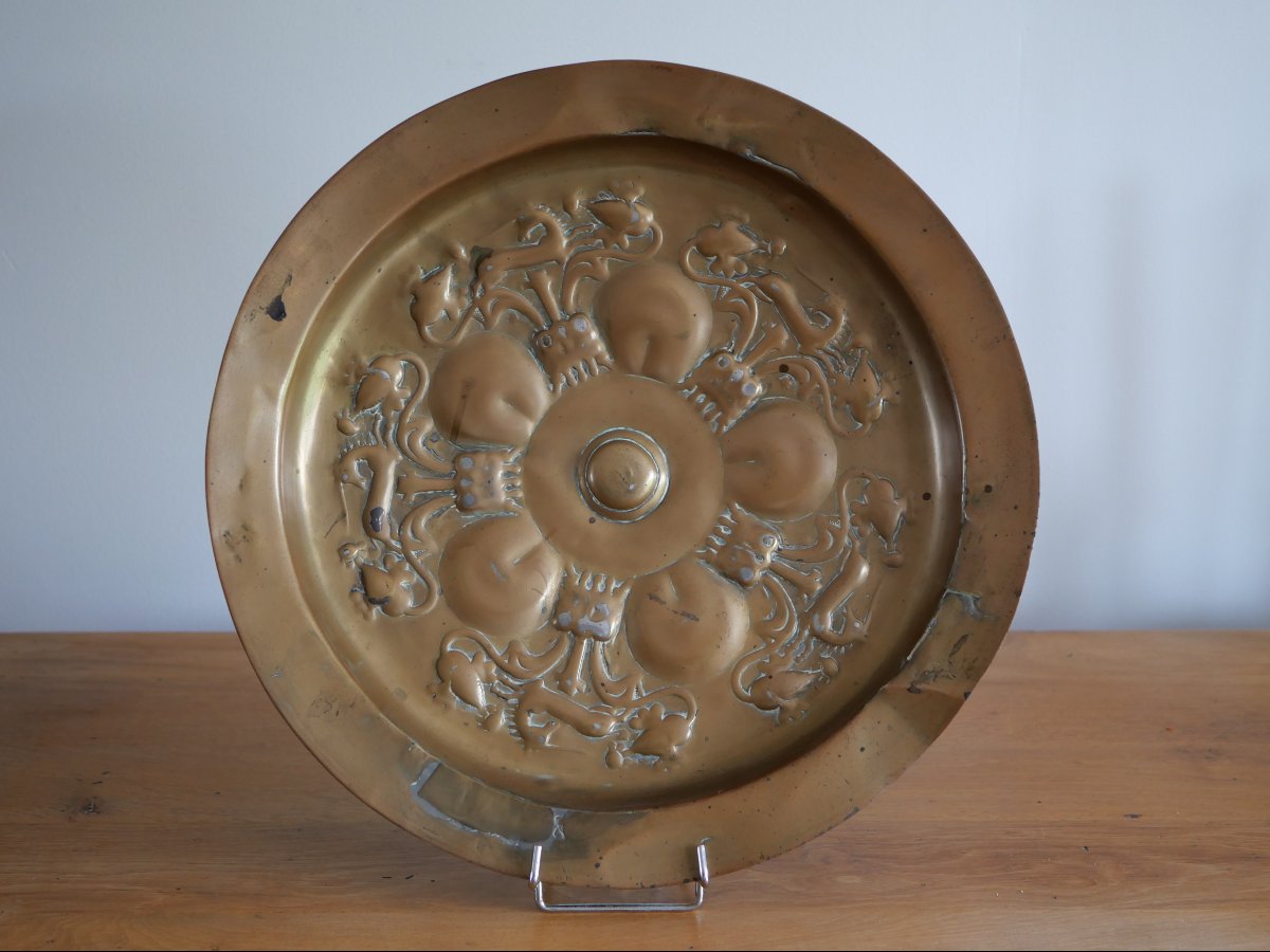 Grand plat à offrande gothique aux licornes, milieu du XVe siècle - Gothique médiéval Moyen Age