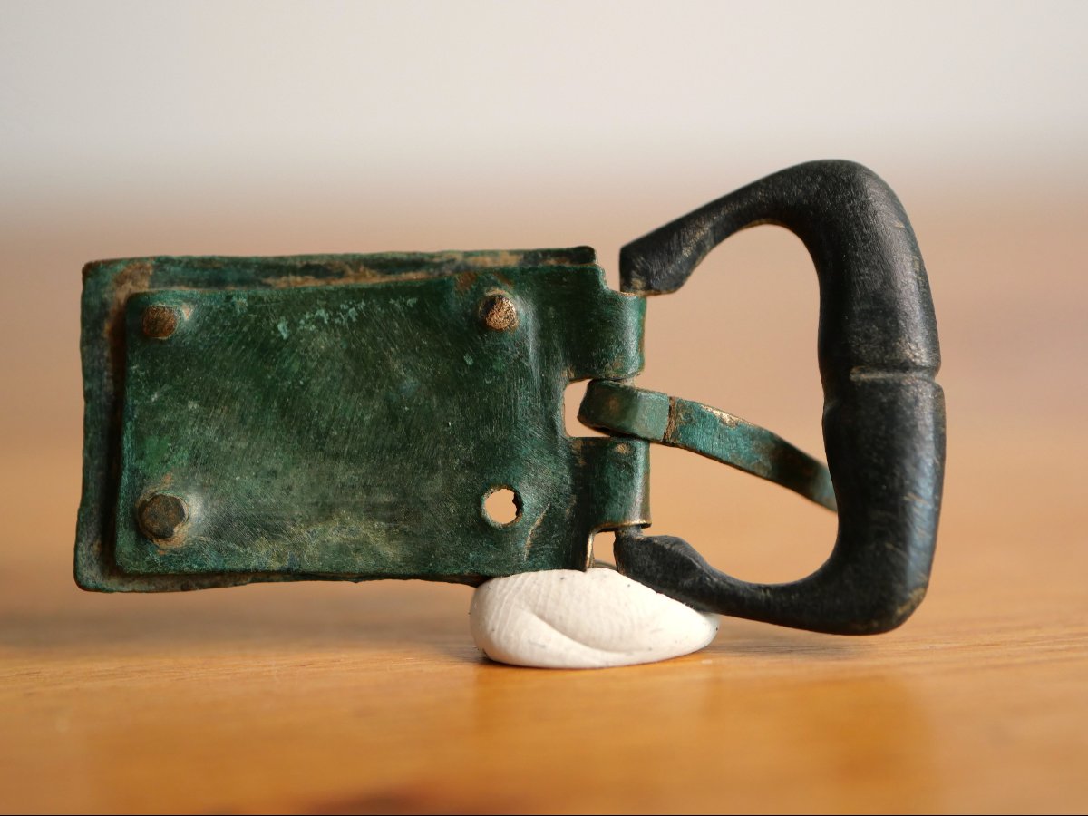Medieval Bronze Belt Buckle With A Decorated Cap – 13th Century, High Gothic Period-photo-3