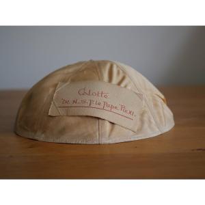 Silk Papal Skullcap Of Pope Pius XI (1857–1939) – Monastic Provenance, Vatican