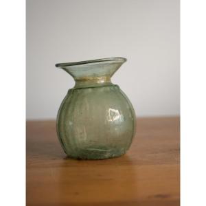 Roman Green Glass Vase With An Ovoid Body And Gadroons – 4th–5th Century, Archaeology