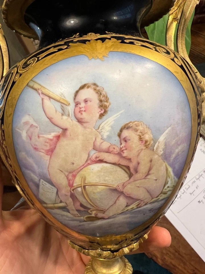 Vase Porcelaine Sèvres Monture Bronze Napoléon III Peinture Angelots Science Astronomie Bronze-photo-2