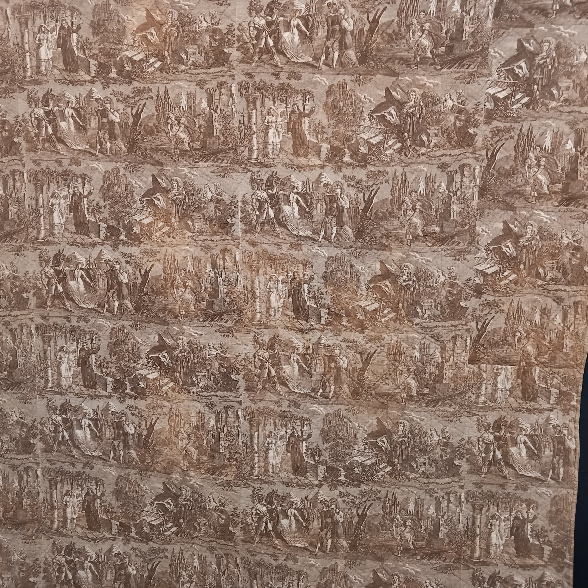 Boutis En Toile de Jouy Imprimée XIXe Siècle Motif "Le Solitaire" Couleur Café -photo-2