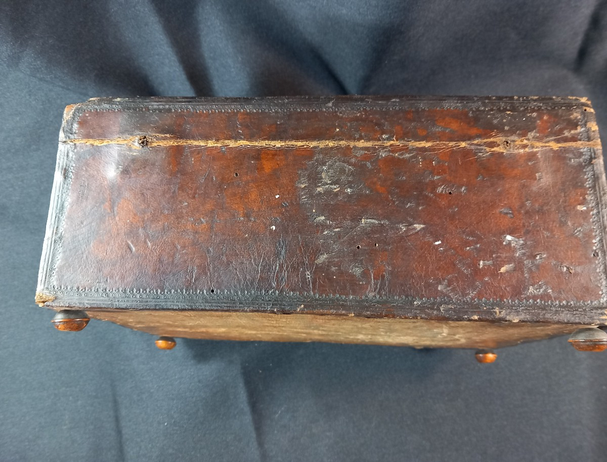 Leather Letter Box With Tool Decoration, Domed Profile, Marbled Paper Interior, 17th Century -photo-1