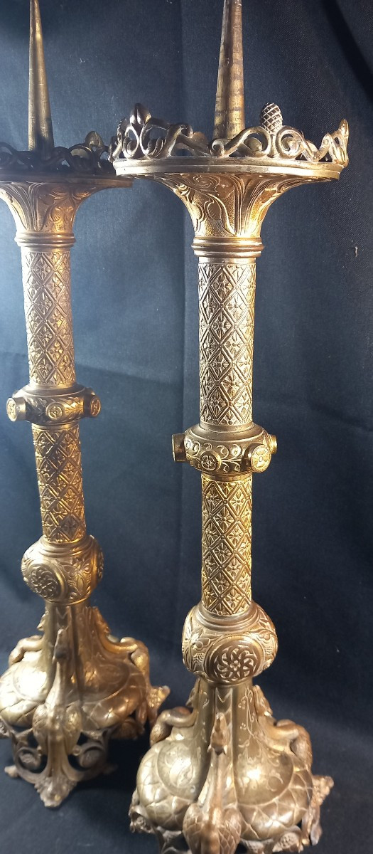 Pair Of Candelabra With Medieval Decoration Of Winged Chimeras And Gargoyles, Bronze, 19th Century -photo-3