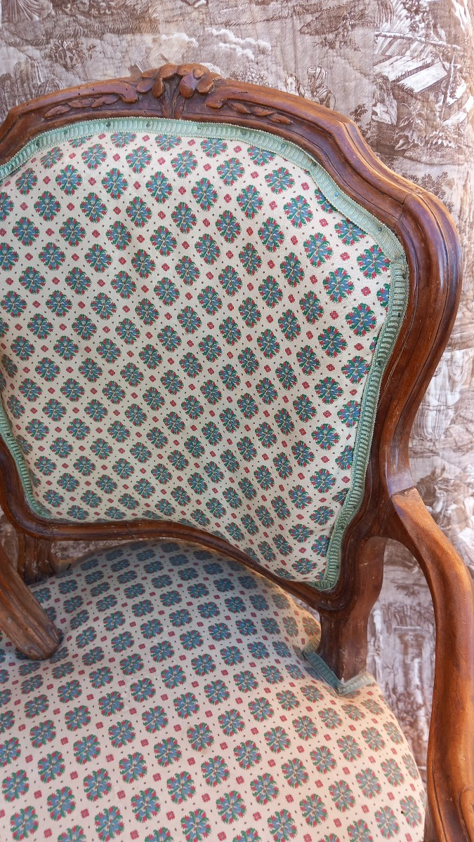 Suite de Quatre Fauteuils en Cabriolet d'Epoque Louis XV en Bois Naturel -photo-4