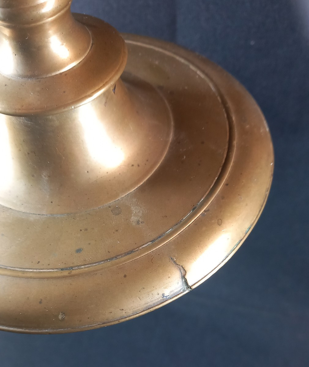 Haute Epoque - Bougeoir ou Chandelier à Balustre en Bronze XVIIe Siècle -photo-1