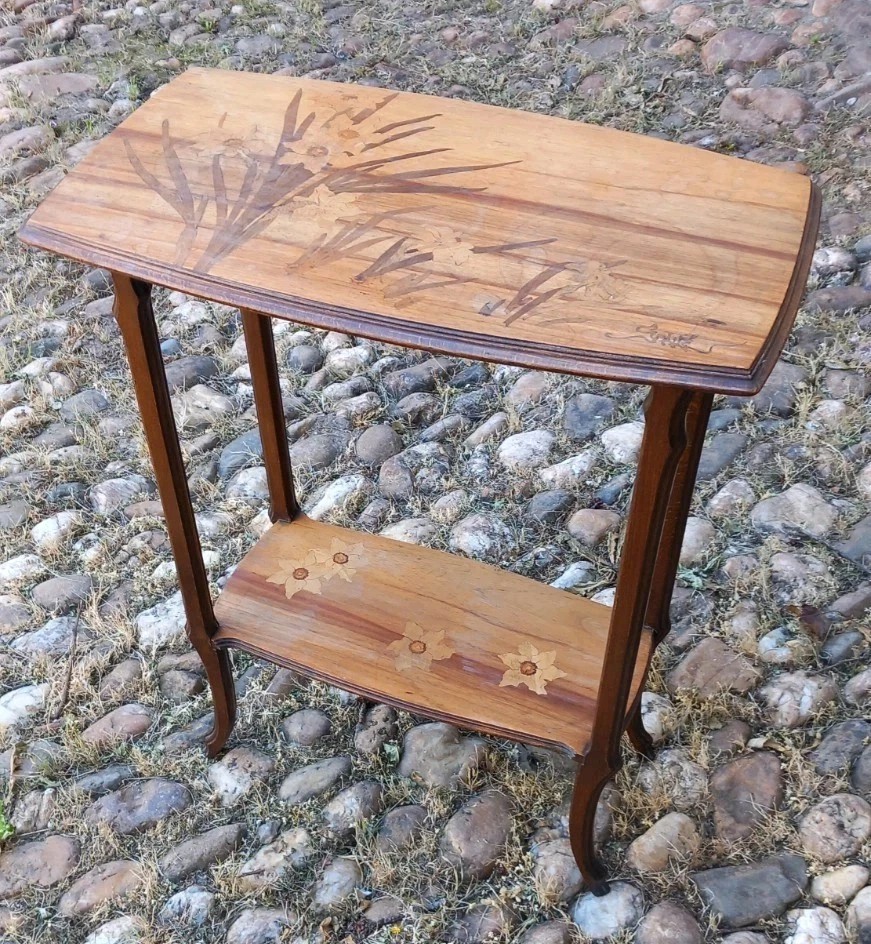 Emile GALLE Table Art Nouveau à Décor aux Narcisses  Ecole de Nancy