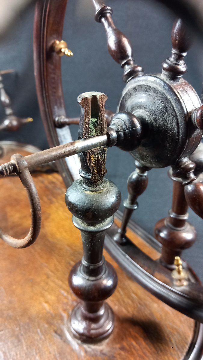 Antique Louis XV-era Silk Spool Wheel, Gilded Bronze And Turned Mahogany, With A -photo-4