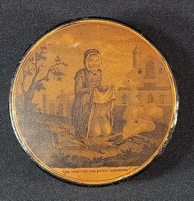 Erotica Curiosa: Papier-mâché Box Depicting A Young Woman Engaged In Exhibitionism, Restoration Period, 19th Century