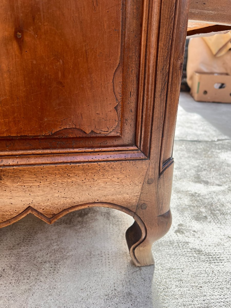 Commode dite "Arbalète" Noyer Sculpté Première Moitié du XVIIIe siècle-photo-4