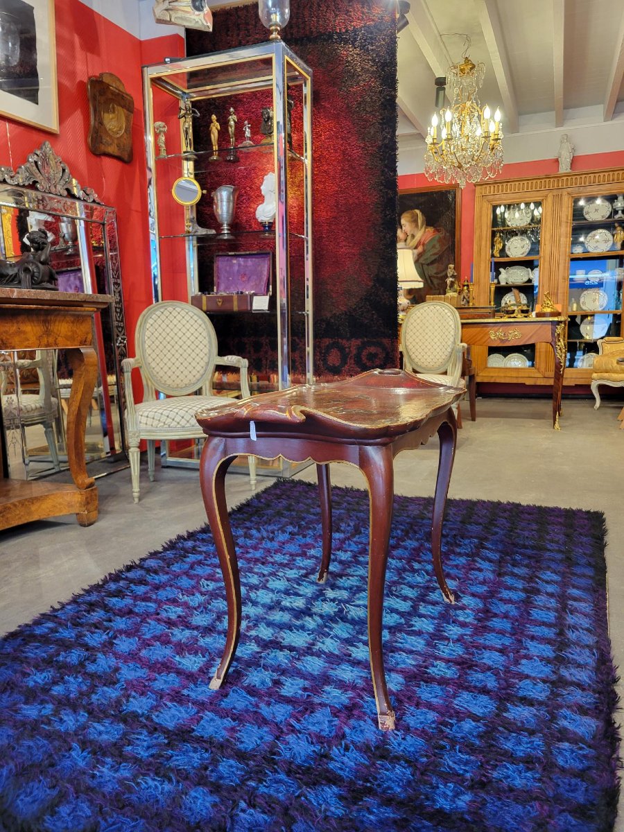 Living Room Tea Table With Two Handles, Featuring Japanese-style Decoration—made Of Light Wood, Late 19th Century