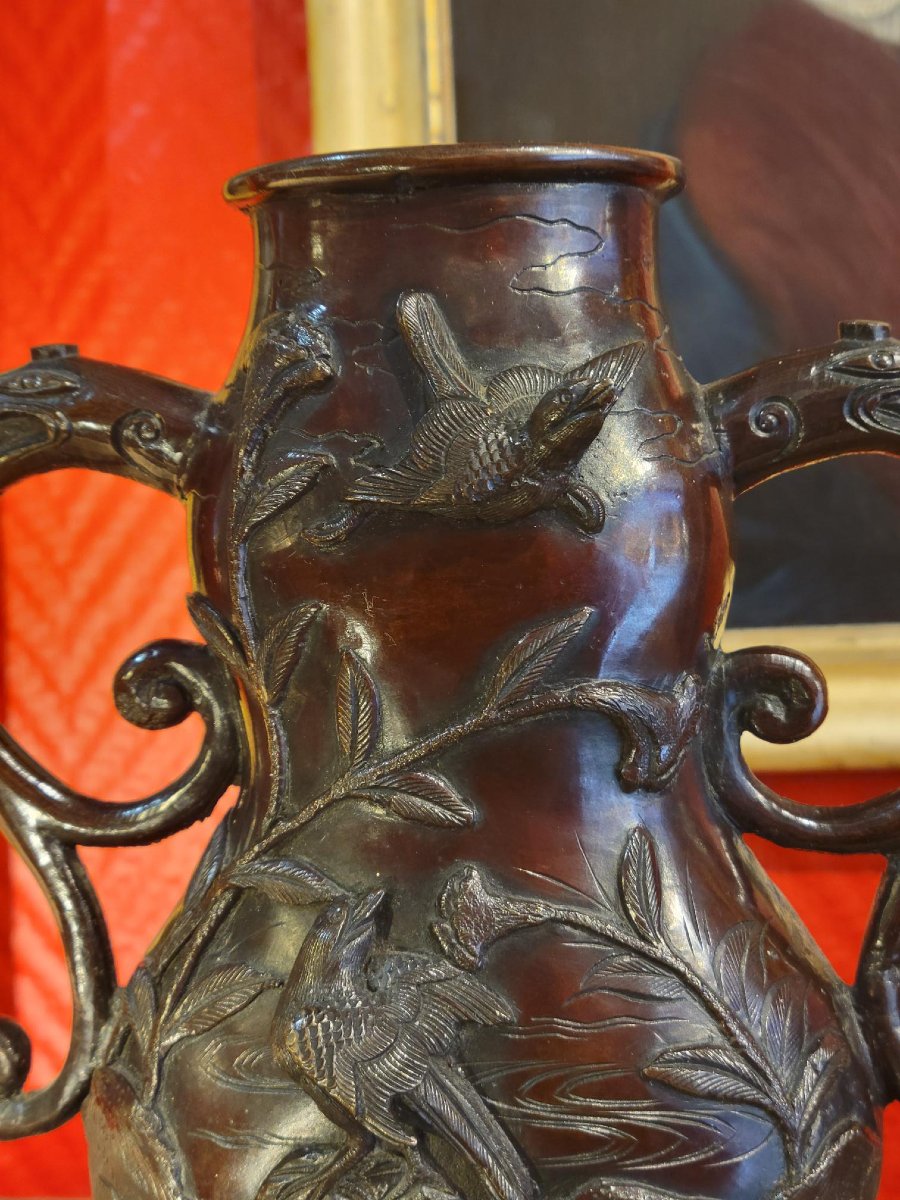 Pair Of Japanese Bronze Vases, Decorated With High Relief—meiji Era (1868–1912)-photo-1