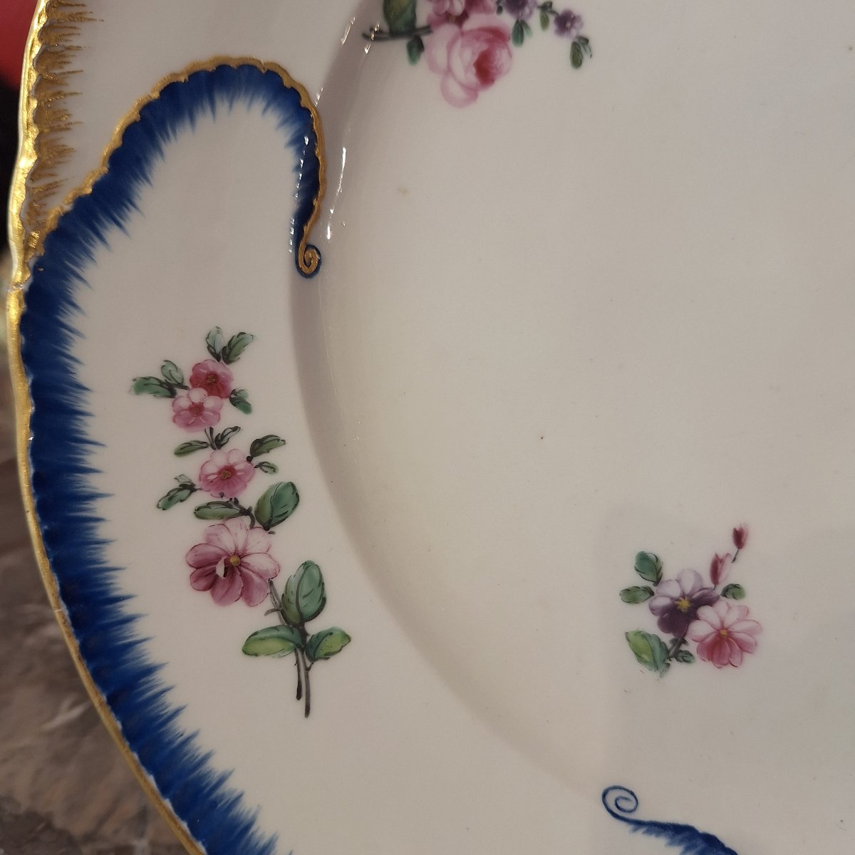 Sèvres — "cabbage Leaf" Plate — Louis XV Period, 1769-photo-2