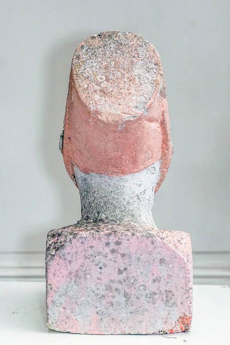Terre cuite VISAGE FEMME régional à la coiffe.-photo-4