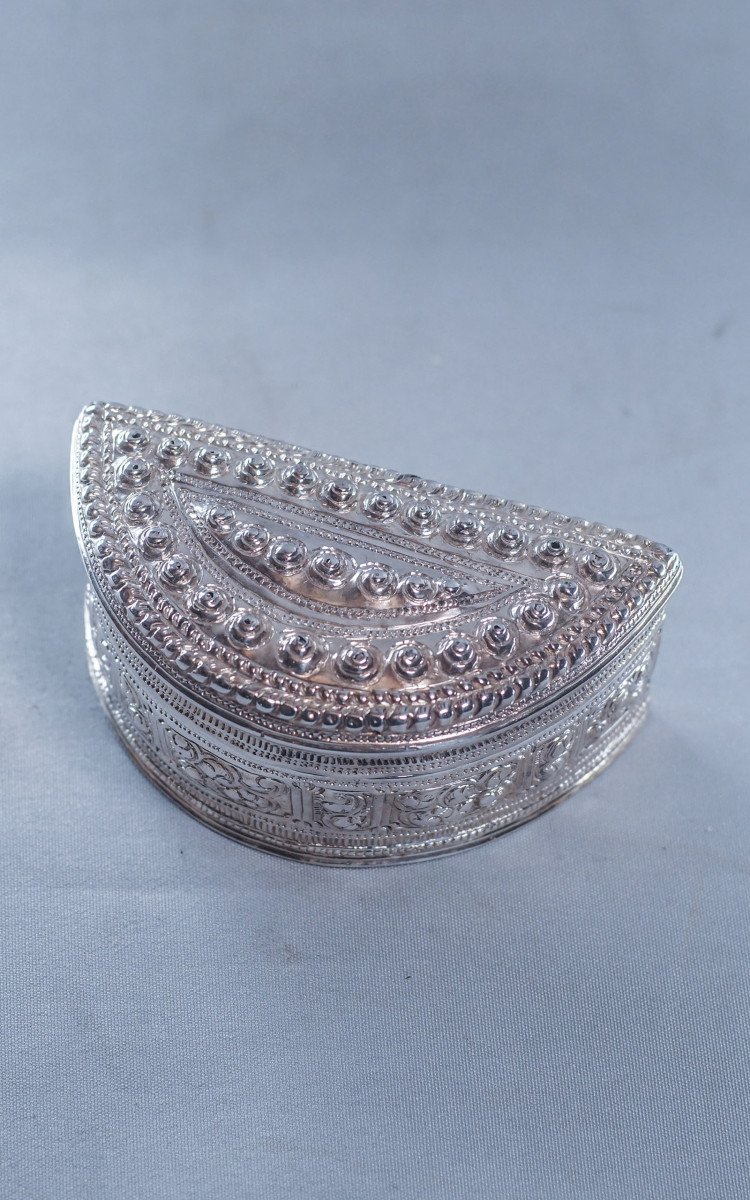Half Moon Burmese Silver Betel Lime Box 117g-photo-7